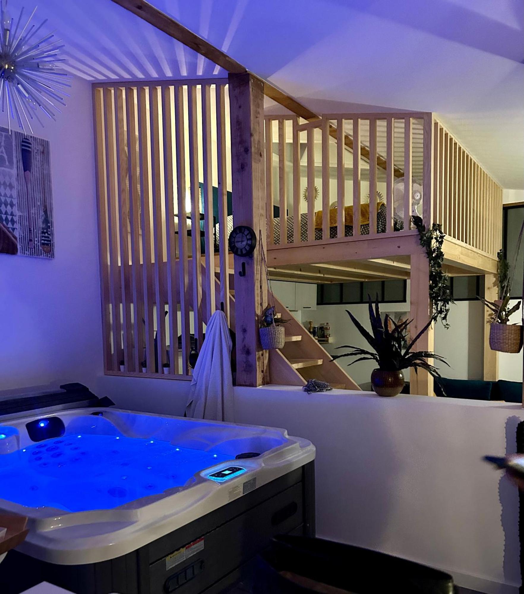 Loft Avec Jacuzzi Et Terrasse Prives Apartman Sévrier Kültér fotó