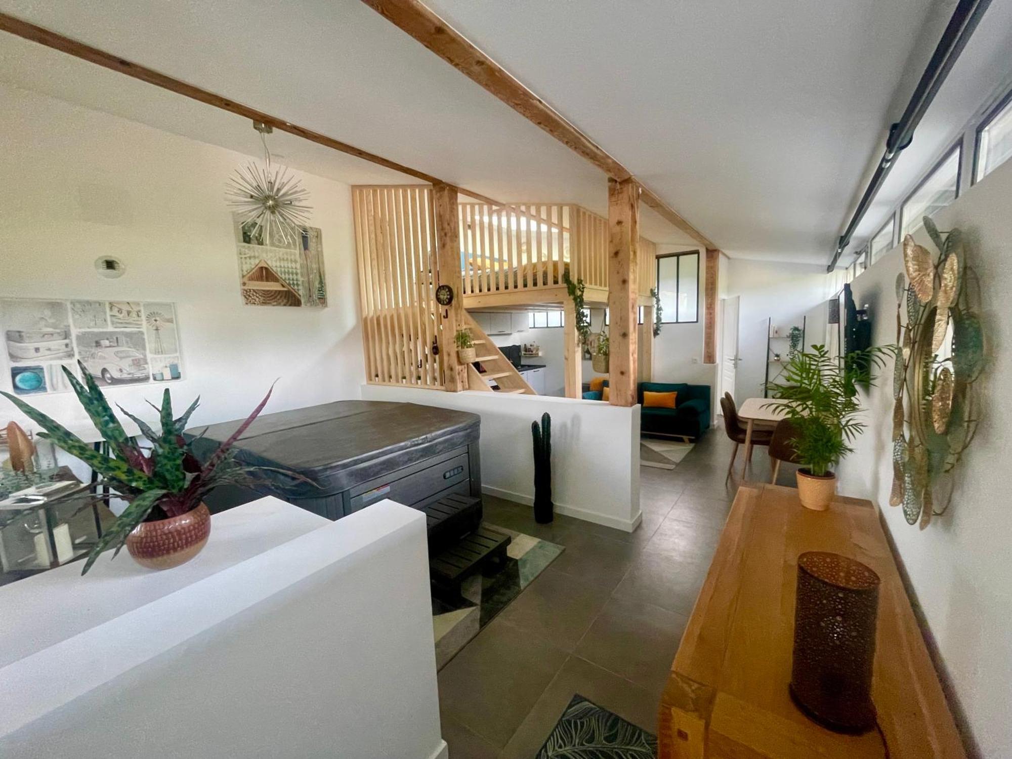 Loft Avec Jacuzzi Et Terrasse Prives Apartman Sévrier Kültér fotó